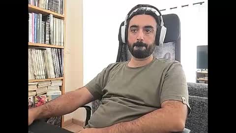 Snapshot of yeeaahoo chatting on September 16, 10:17 am yeeaahoo online show from September 16, 10:17 am