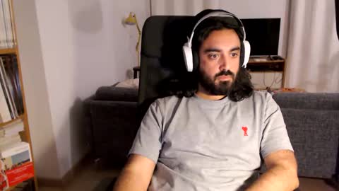 Snapshot of yeeaahoo chatting on October 15, 6:31 pm yeeaahoo online show from October 15, 6:31 pm