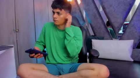 yef_thinn online show from October 25, 3:29 am