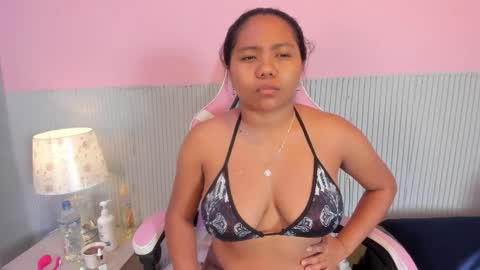 yeika_foxy online show from November 4, 11:11 am