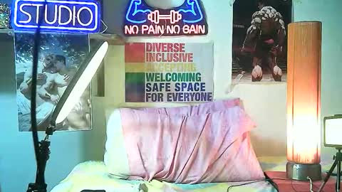 yeisoncastellanos1999 online show from September 27, 2:09 am