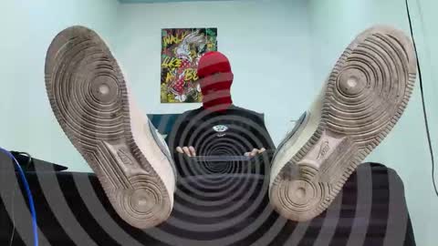 yeisongomezz online show from November 17, 9:17 pm