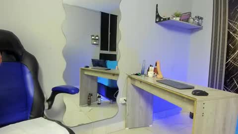 yelena03 online show from February 6, 10:23 pm