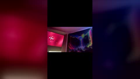 Ella Ts online show from April 25, 6:37 am