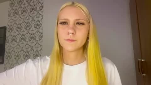 Lana online show from July 22, 5:26 pm
