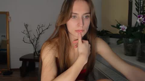 Zoe online show from March 2, 9:43 pm