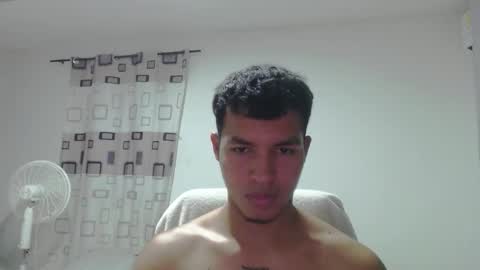 Snapshot of yessic_ chatting on October 14, 5:10 am Ander online show from October 14, 5:10 am