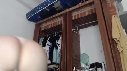 yessica and andres online show from September 25, 7:21 pm