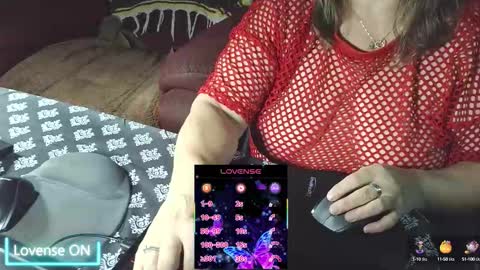 Snapshot of yessirprincesspet chatting on October 12, 3:54 am yessirprincesspet online show from October 12, 3:54 am