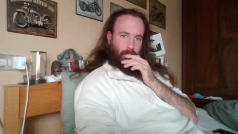 Snapshot of yeti_92 chatting on October 19, 12:10 pm yeti_92 online show from October 19, 12:10 pm