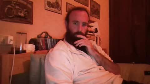 Snapshot of yeti_92 chatting on October 20, 4:45 pm yeti_92 online show from October 20, 4:45 pm