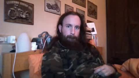 Snapshot of yeti_92 chatting on February 22, 4:19 pm yeti_92 online show from February 22, 4:19 pm