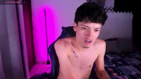 jhon online show from December 20, 10:39 pm