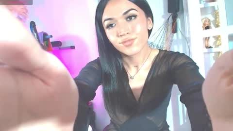 yiyii9 online show from March 19, 8:36 pm