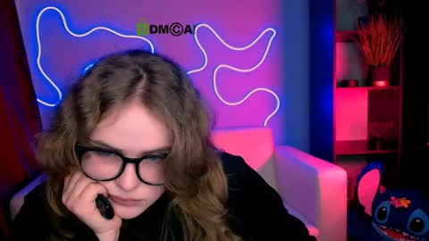 Ylia online show from April 13, 2:21 pm