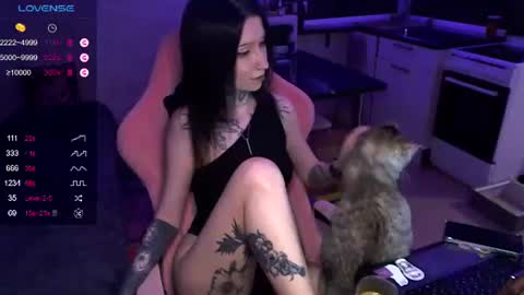     online show from June 28, 7:54 pm