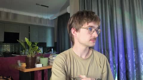 Max online show from May 14, 3:48 am