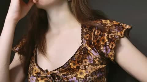 yoka_paradoxxx online show from November 21, 5:38 am