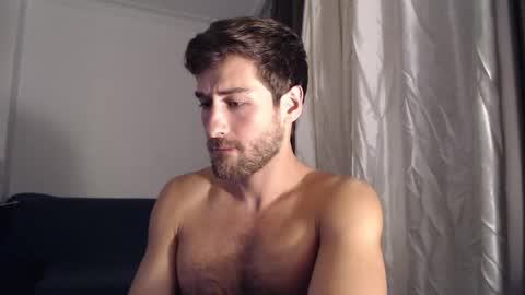 Yoooups online show from November 11, 10:23 pm