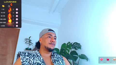 Snapshot of yosoy_enzo2020 chatting on January 16, 6:25 am Enzo online show from January 16, 6:25 am