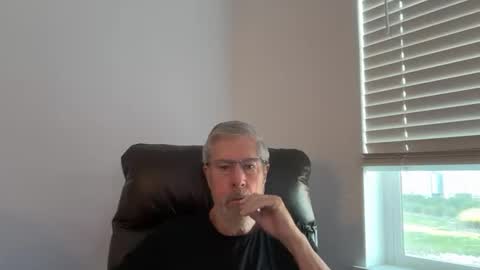 Colorado Guy Straight online show from June 4, 12:22 pm