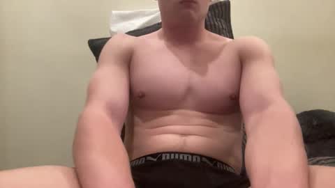 younstud455 online show from May 5, 8:03 pm