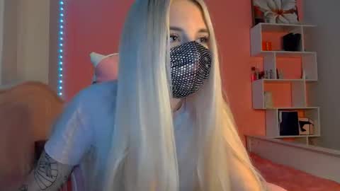 Snapshot of your___barbie chatting on February 25, 4:03 am Barbie online show from February 25, 4:03 am