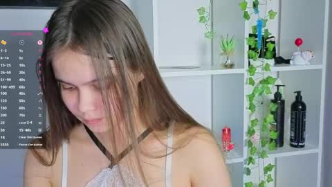 Julia Next stream  online show from April 4, 4:58 pm