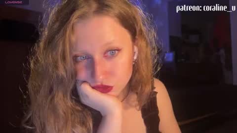 Snapshot of your_coraline_ chatting on February 20, 12:04 pm your_coraline_ online show from February 20, 12:04 pm