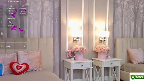 Nancy online show from November 30, 1:40 pm