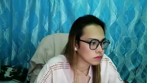 your_dreamgirlxxx69 online show from September 18, 7:12 am