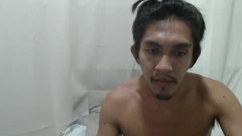 your_guy111 online show from April 29, 3:28 pm