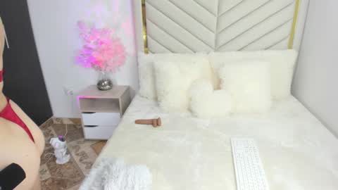 Isa online show from December 3, 1:15 am