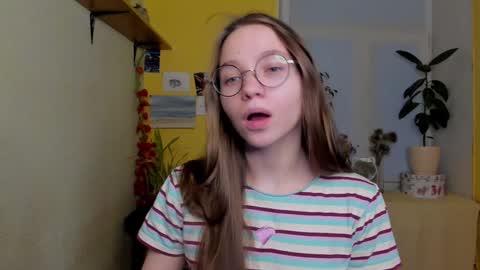 Leslie online show from December 26, 5:19 pm