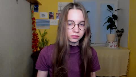 Leslie online show from December 7, 3:36 pm