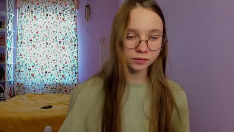 Leslie online show from February 19, 11:06 am