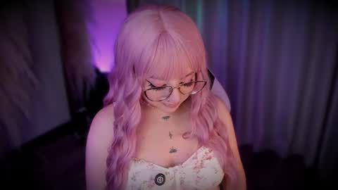 Cami independent model online show from July 18, 5:31 am