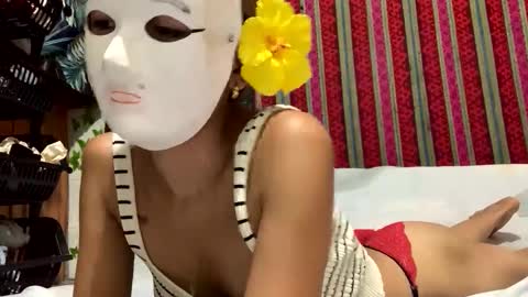 sexylady online show from April 25, 7:10 am