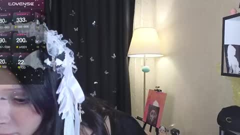 Lora online show from February 6, 8:13 pm