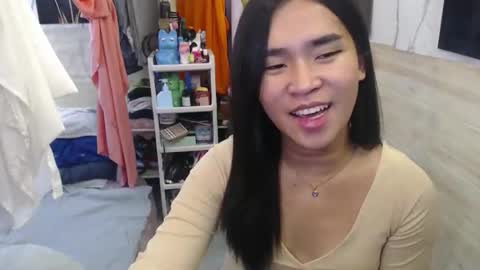 your_twinkletoes18 online show from March 10, 2:27 am