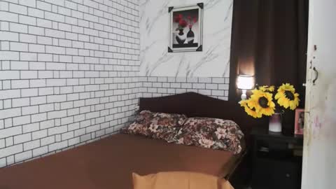 LEXI online show from October 1, 5:12 pm