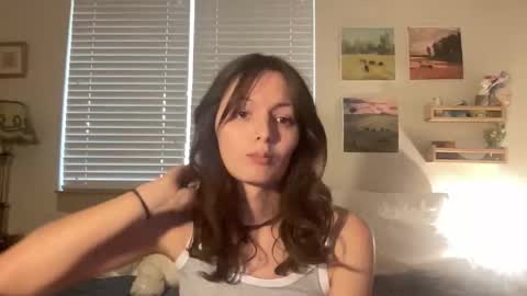 yourbirdy online show from December 21, 10:38 pm