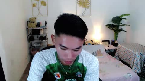 Rence online show from October 31, 11:10 am