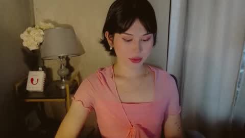 Snapshot of yourfavorateella chatting on October 19, 9:25 am PrettyElla online show from October 19, 9:25 am
