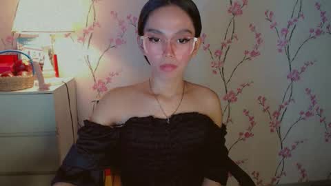 RICCIE MAE online show from September 13, 5:21 am