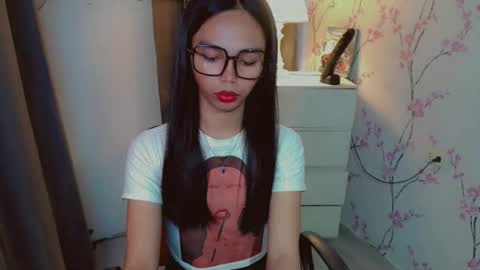 RICCIE MAE online show from December 5, 2:55 am