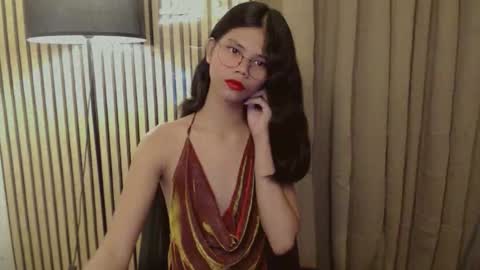 Vivian online show from November 13, 9:50 pm