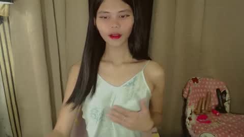 Vivian online show from March 7, 12:10 am