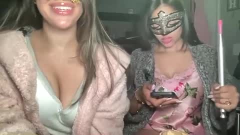 yourfavoritex3 online show from October 5, 1:58 am