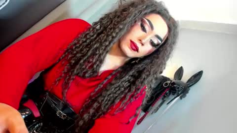  not into STINGY and CHEAP people online show from December 2, 10:52 pm